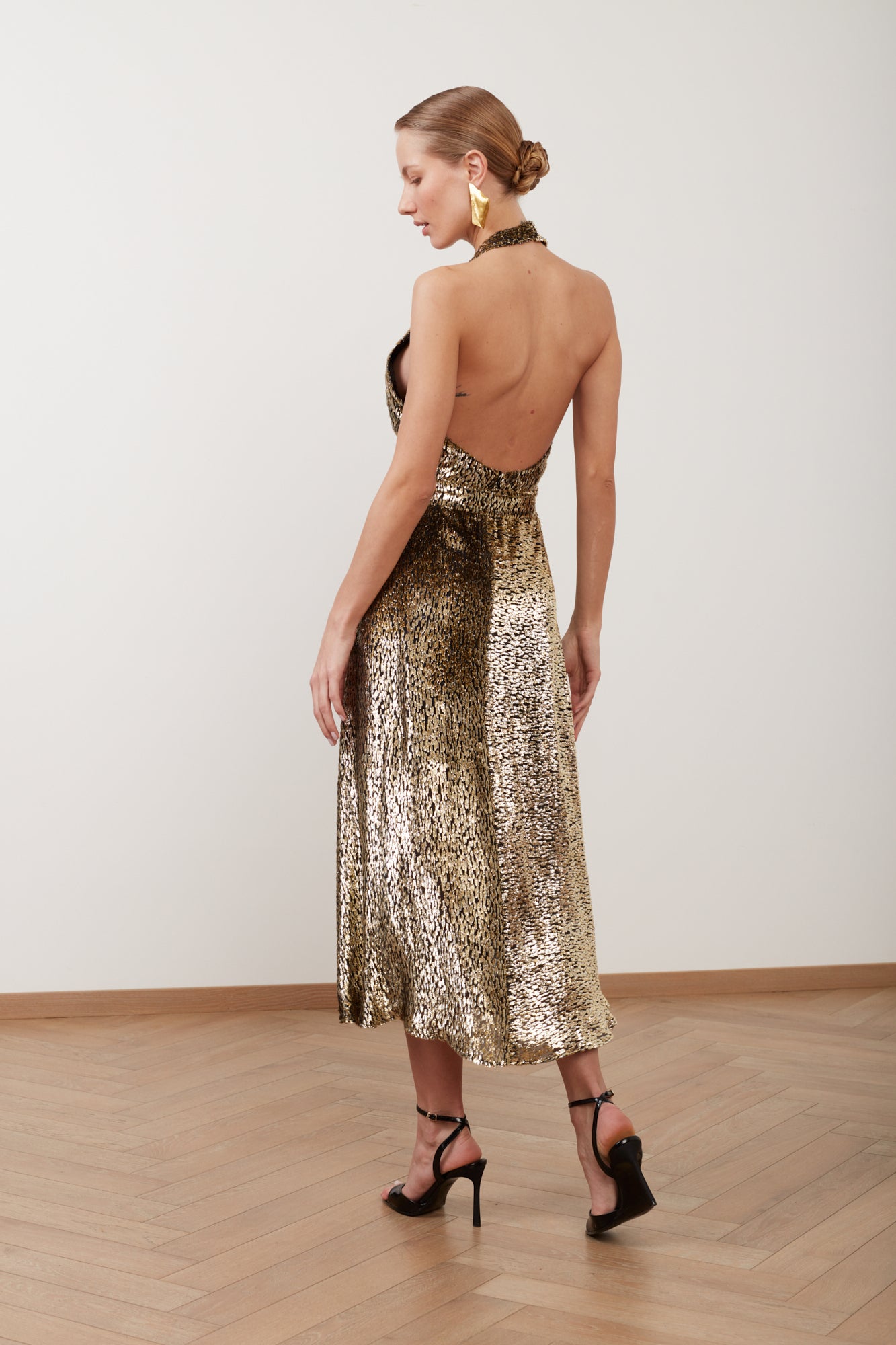 FARAH black golden velvet silk midi dress with open back